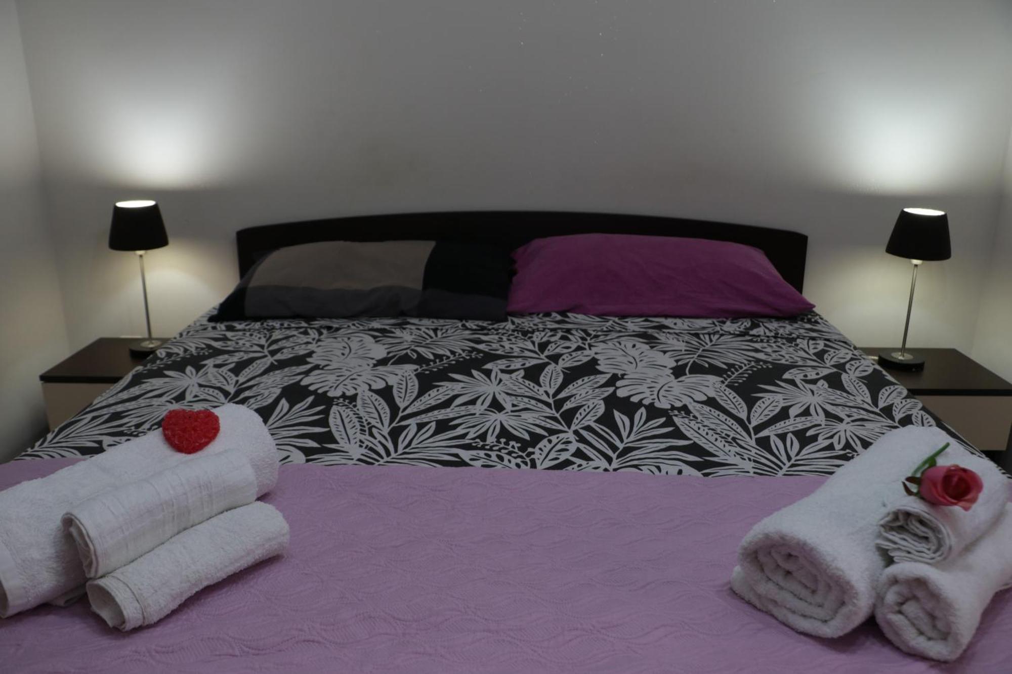The Maze Vibo B&B Vibo Valentia Bagian luar foto