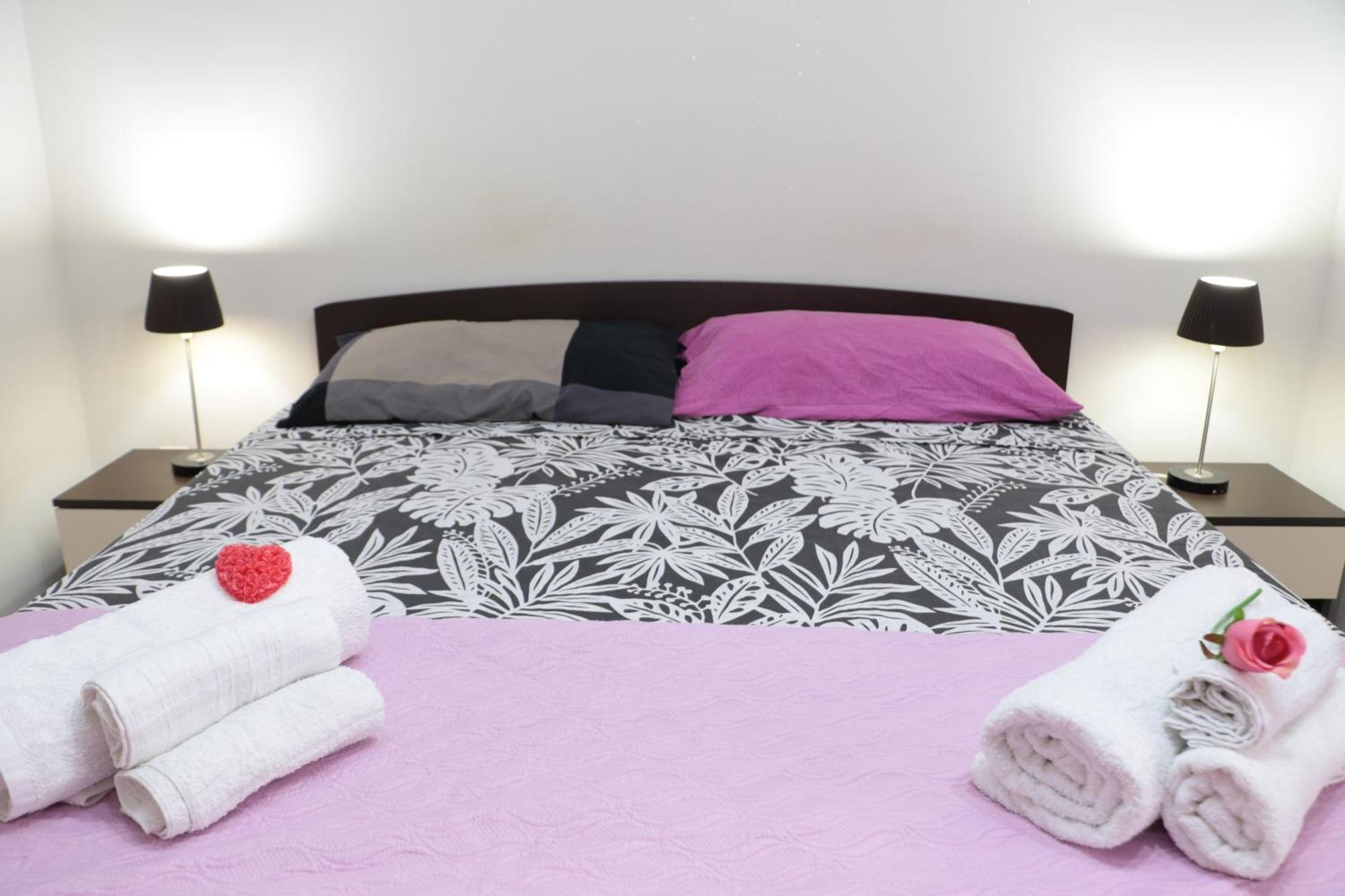 The Maze Vibo B&B Vibo Valentia Bagian luar foto