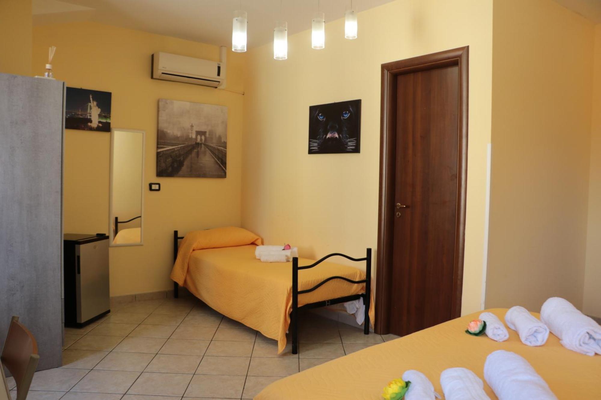 The Maze Vibo B&B Vibo Valentia Bagian luar foto