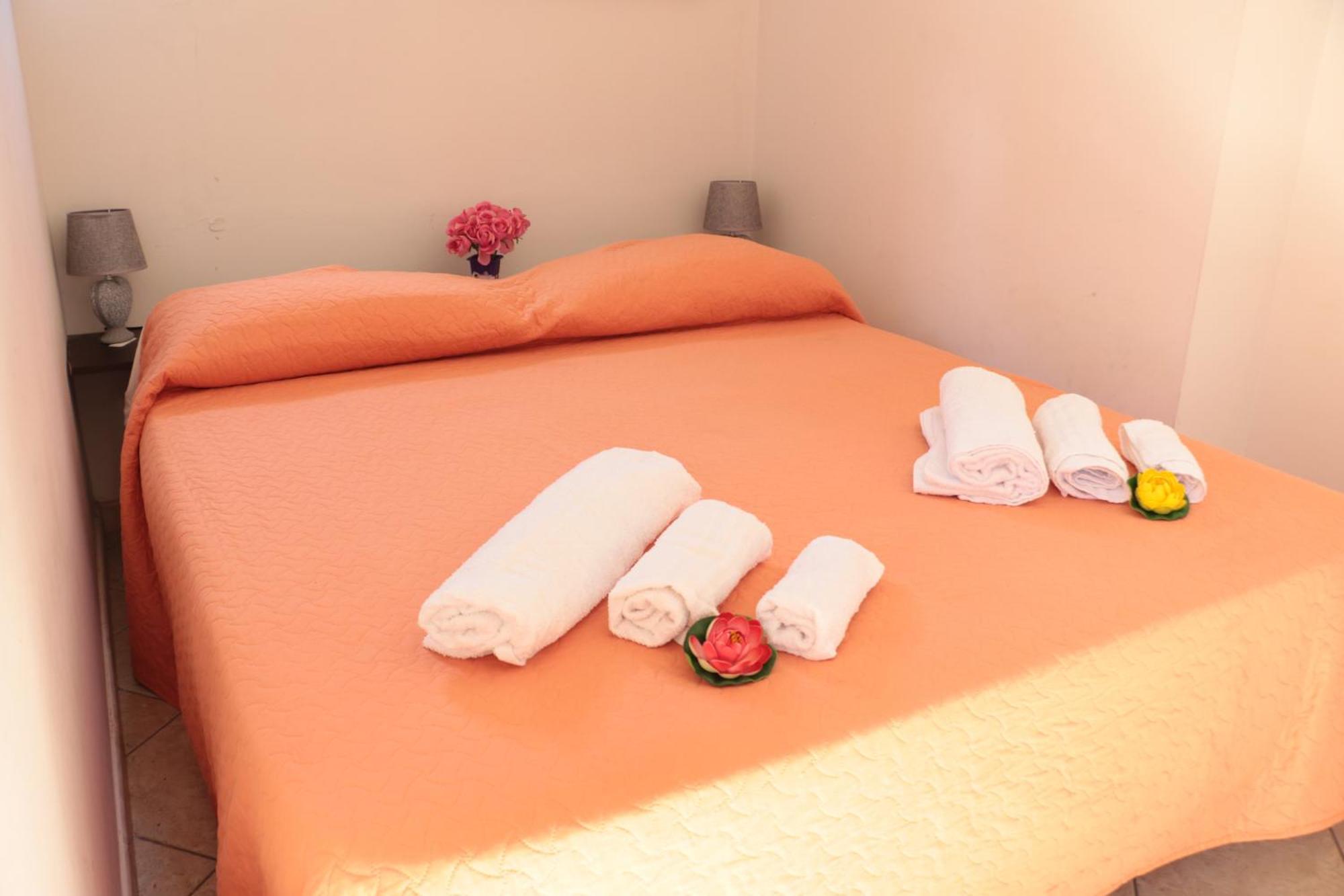 The Maze Vibo B&B Vibo Valentia Bagian luar foto